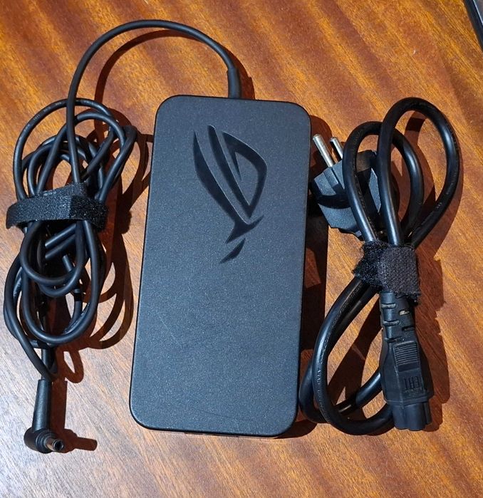 Portátil Asus ROG Strix GL503GE- 78BT5CB1 (para peças)