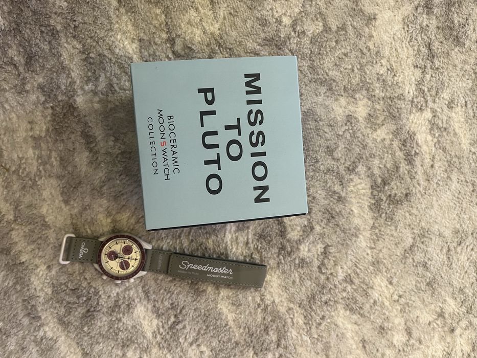 Relógio swatch x omega Mission to Pluto