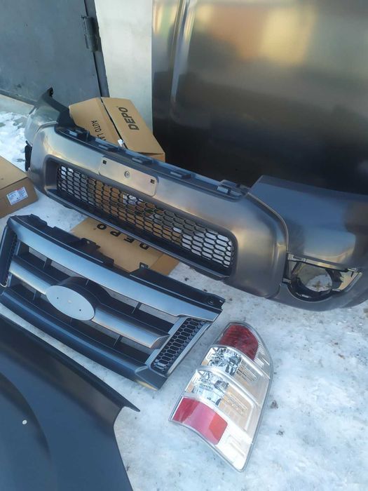 Бампер передній FORD RANGER 09-12 роки ФОРД РEНДЖЕР капот решітка фари фара форд рейнджер Ренжер