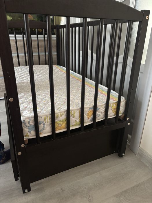 Дитяче ліжечко колиска (люлька, колиска)