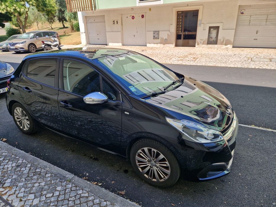 Peugeot 208 Como Novo