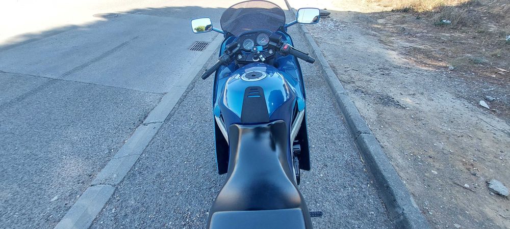 Kawasaki ZZR 1100 impecável com revisão feita