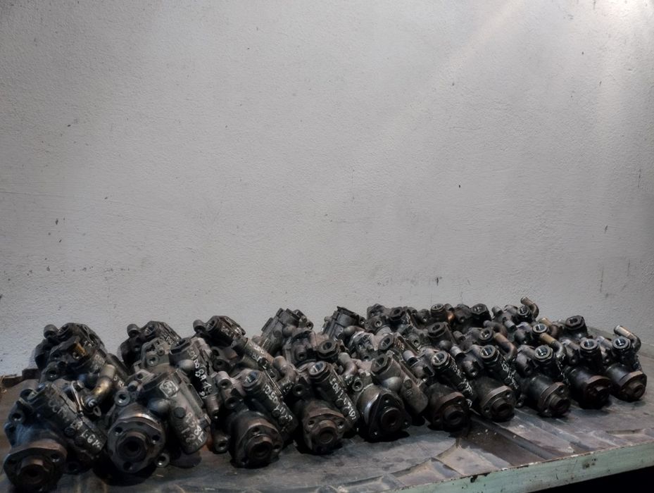 Насос гідро підсилювача гур гідрач kyb zf kayaba delpni