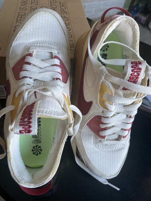 Кросівки жіночі Nike б/в