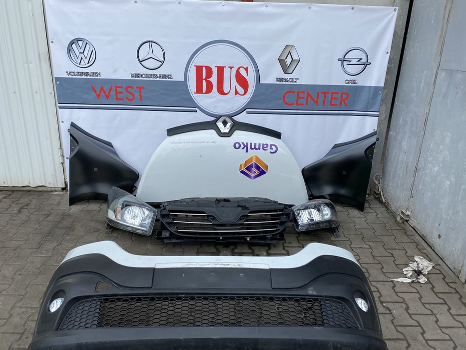 Разборка Renault Traffic 3 капот бампер фара телевізор Решітка