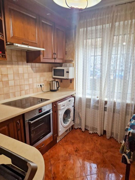 СРОЧНО! Супер 3-ком. квартира 71 м² с ремонтом, Сити Центр, 1 этаж АМ