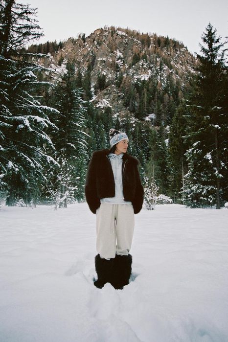 Коротаке пальто зі штучного хутра Zara 6318/285