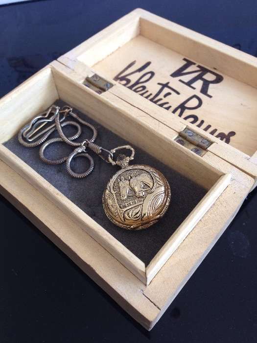 Relógio NOVO Valentim Ramos