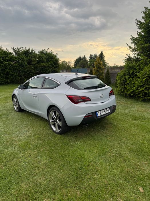 Opel Astra J GTC Nawigacja