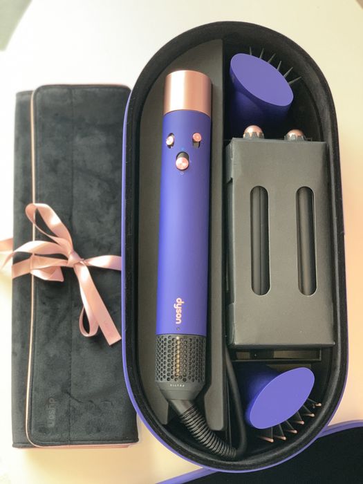 Стайлер Dyson Airwrap Complete Long in Vinca blue and Rose.