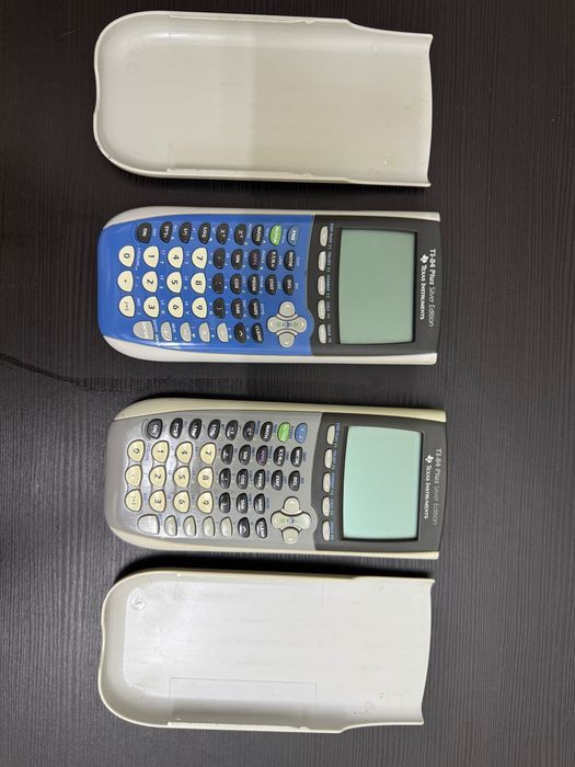 Lote de 2 calculadoras Texas Instruments TI-84 Plus Silver Edition – Para peças/Reparação