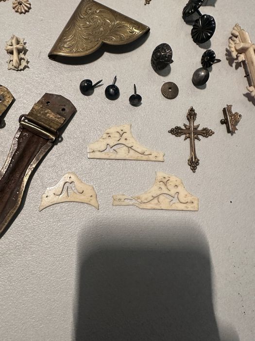 Okucia introligatorskie, narożniki do książek stare