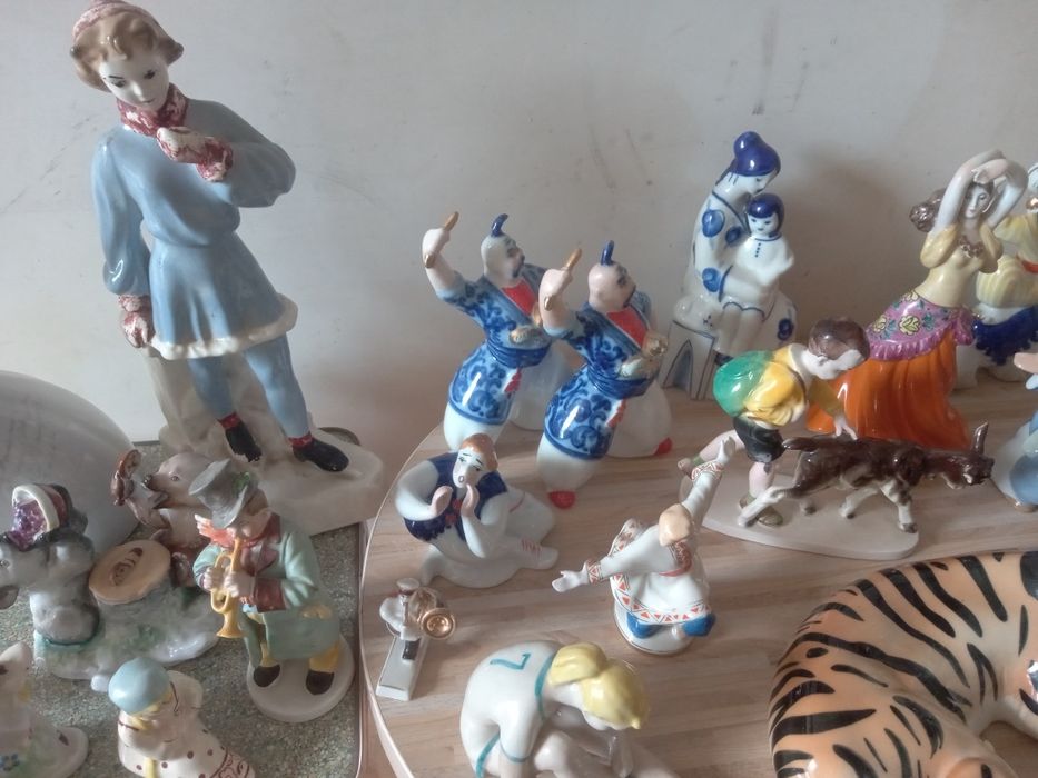 Статуэтка фигурка порцеляна фарфор