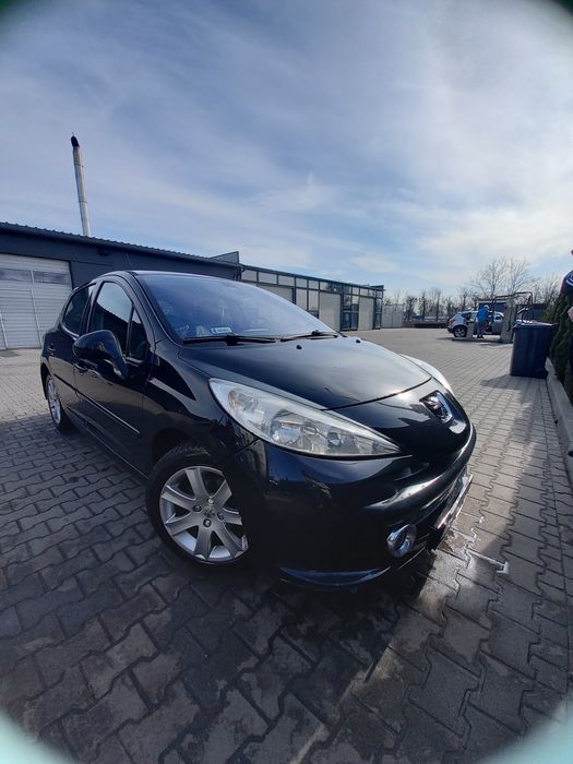 Peugeot 207. 2008 р