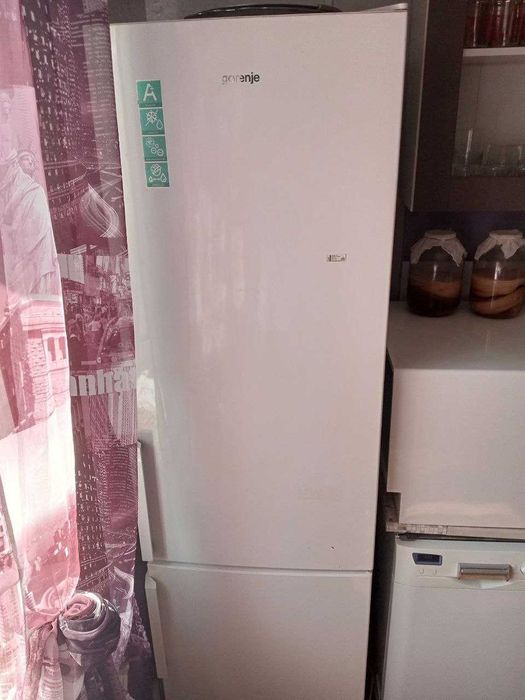 Продам холодильник Gorenje NRK6201GHW (No Frost)  б/у