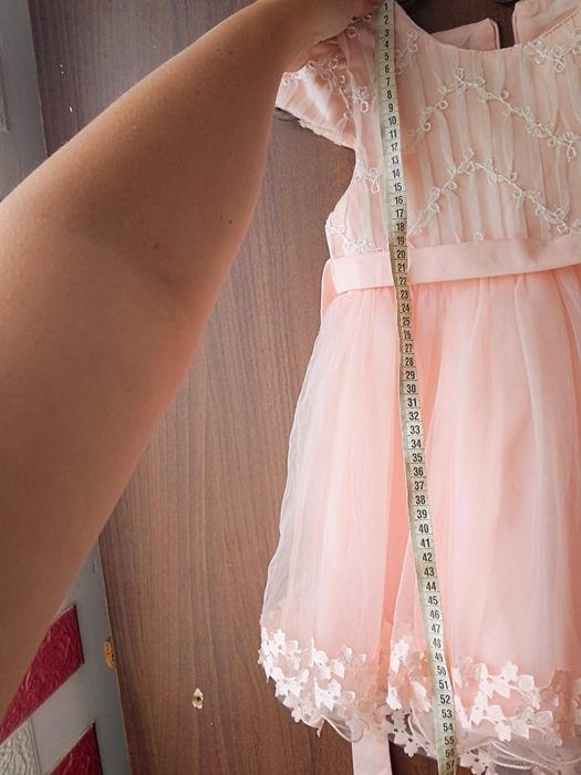 Пишне платтячко для дівчинки