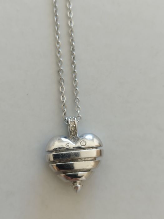 lindo colar coração Swarovski
