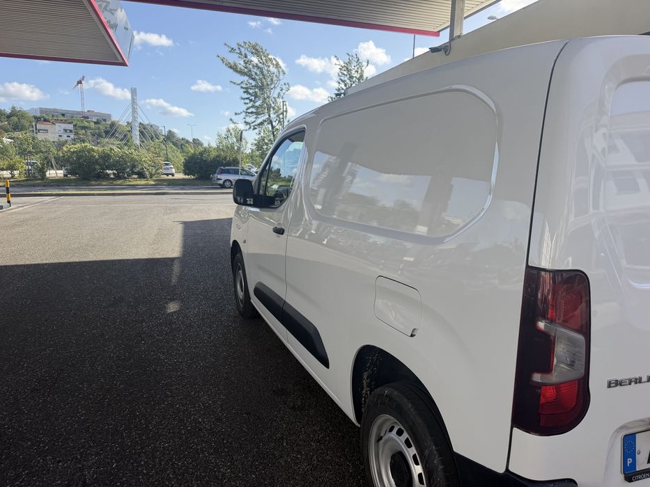 Citroen Berlingo 2022 1.5 HDI 102 cv Nacional c/ Iva no Preço