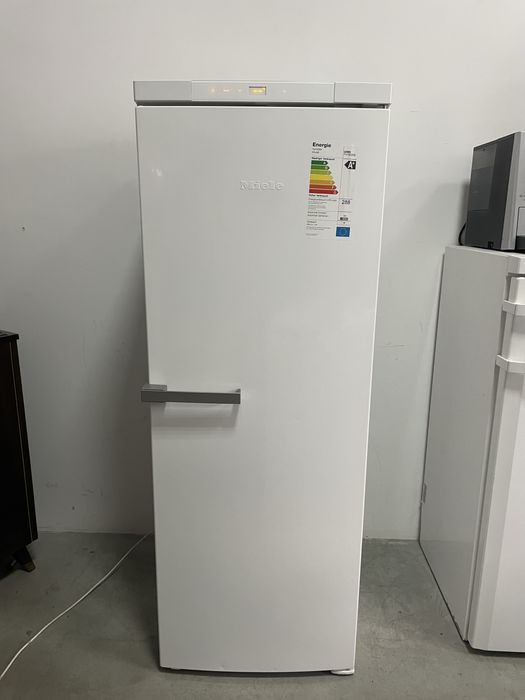 Морозильная камера Miele no frost из Германии 7 ящ 265 л 2022 г.в.