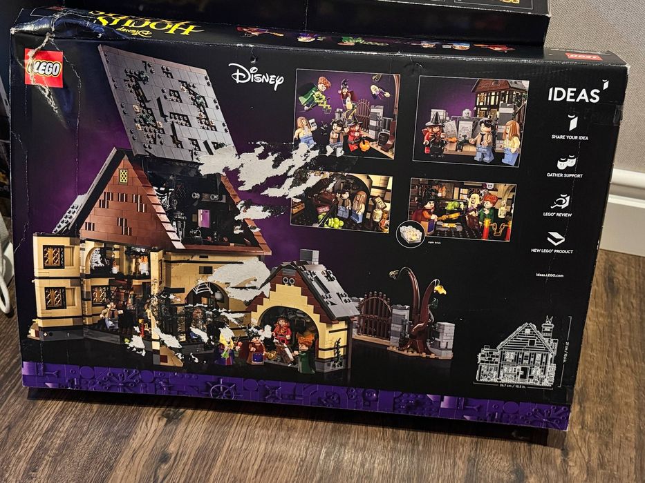 Продається оригінальний набір LEGO Disney Hocus Pocus (LEGO Ideas)