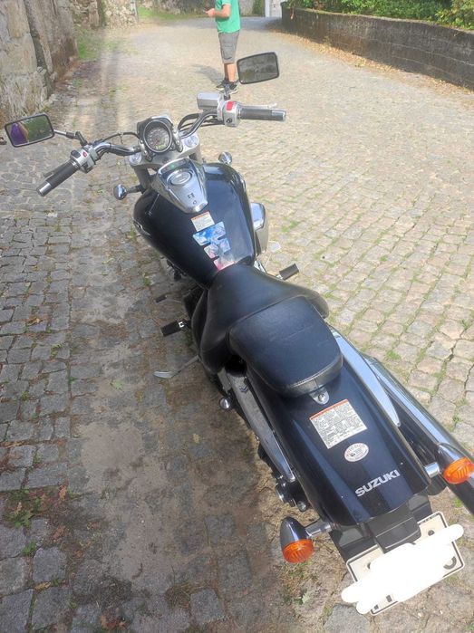Suzuki Intruder M800 (VZ800) – Apenas 21.000 km – Impecável