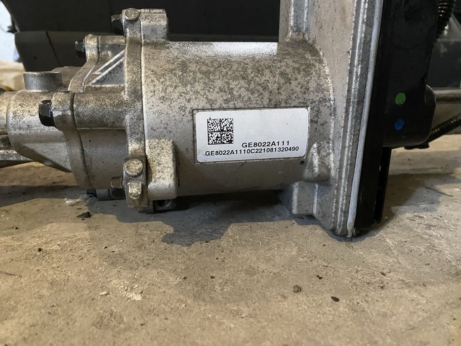 Рульова рейка Rivian