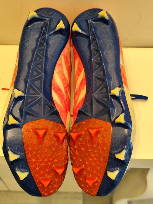 Buty piłkarskie New Balance Furon rozm.40.