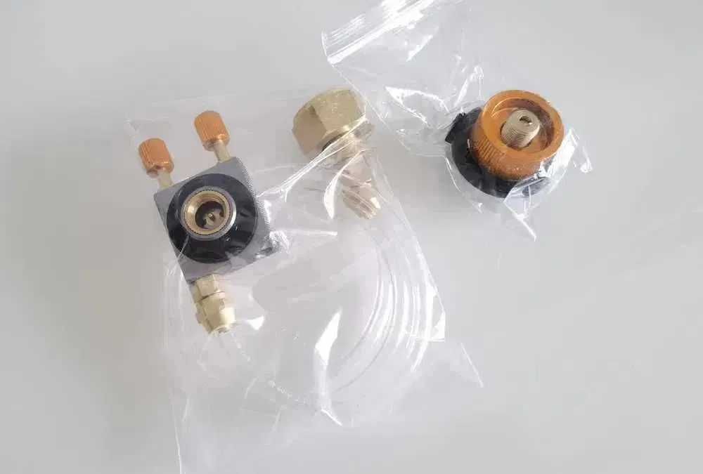 Zestaw dwóch adapterów