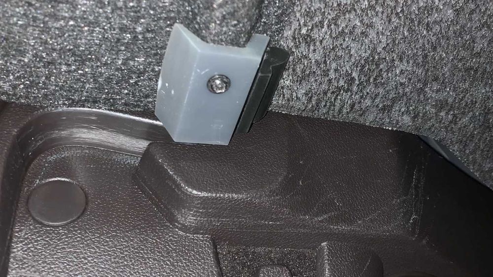 Кріплення полки багажника 2шт Renault/Рено, Megane Clio Scenic Espace