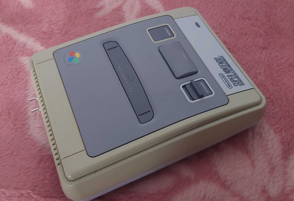 Consola Super Nintendo (SNES) Desbloqueada