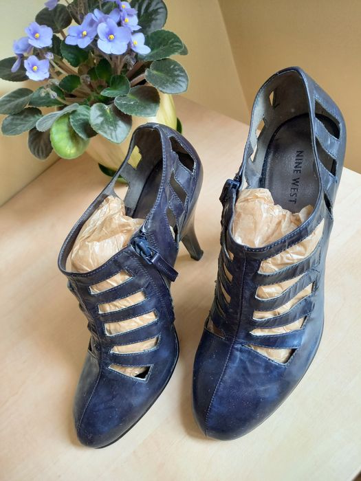 buty damskie NINE WEST stan BDB skóra naturalna - granatowe
