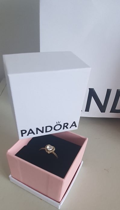 Anel Pandora Brilhante Dourado | Novo na Caixa Original