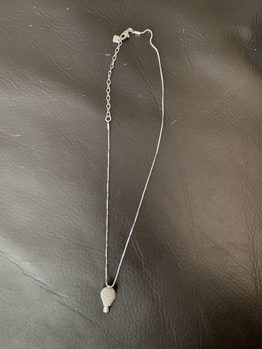 Colar swarovski brilhantes