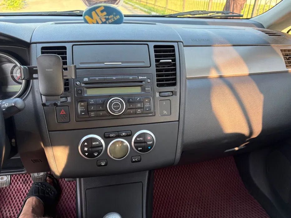 Продам Nissan Tiida