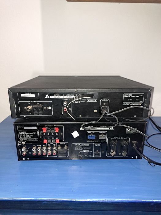 Amplificador e radio