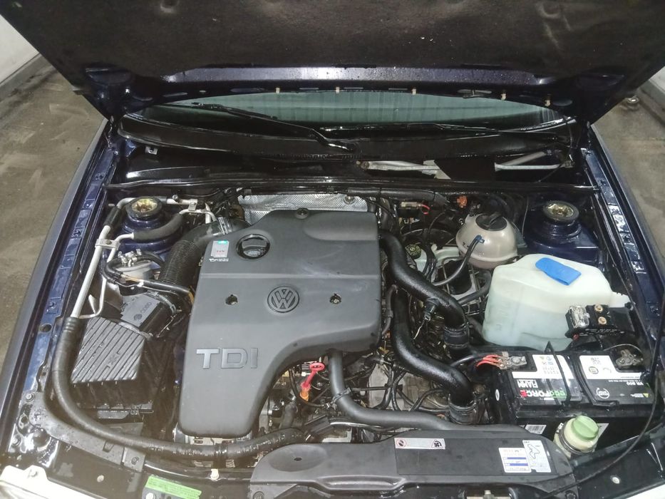 Passat disponível para peças