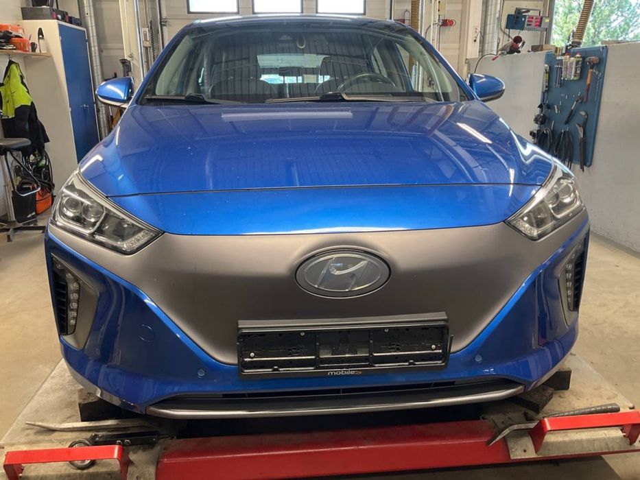 Оренда авто, Hyundai Ioniq 28 kWt Premium, електрокар,