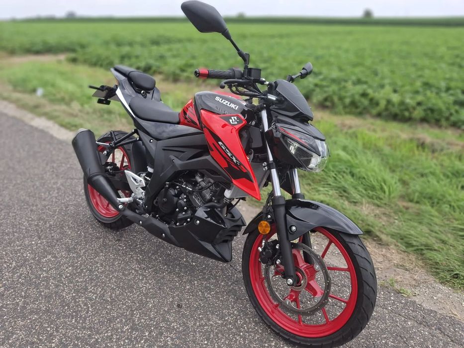 Suzuki GSX Suzuki GSX-s 125