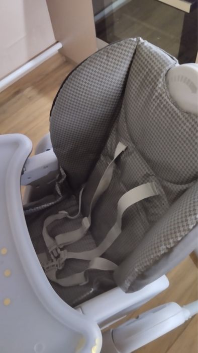 Стільчик для годування  Chicco Polly Magic