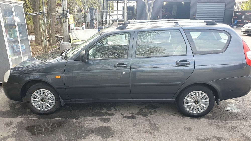 Lada priora 2012