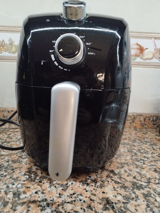 Air fryer preta silvercrest 1.5l