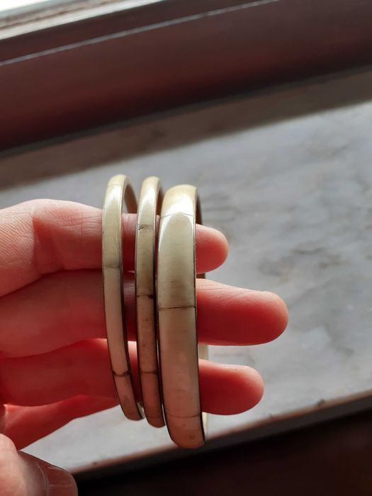 Pulseiras  de vários materiais