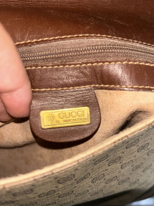 Bolsa Gucci Vintage GG Supreme- Modelo 001•116•4425 - Excelente estado