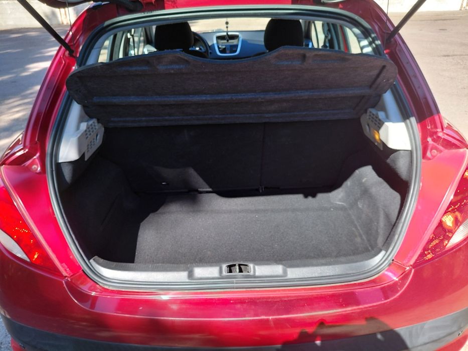Peugeot 207 1,4AT