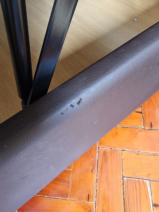 Cama de Casal com Arrumação/Sommier