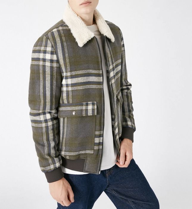 Чоловіча осіння куртка