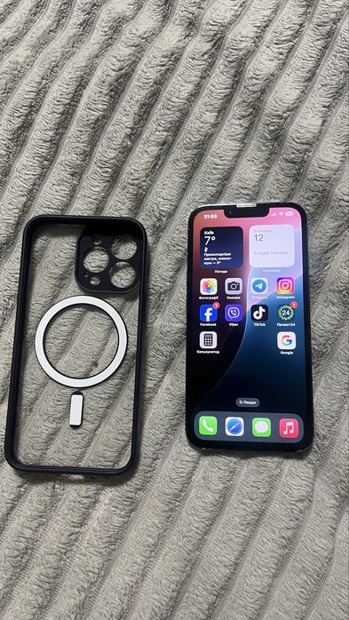 Продам iPhone 13pro