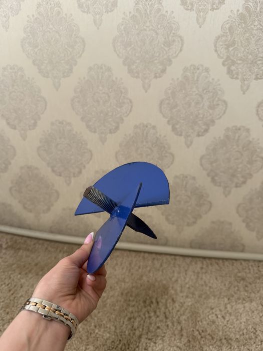 Бур ручной садовый