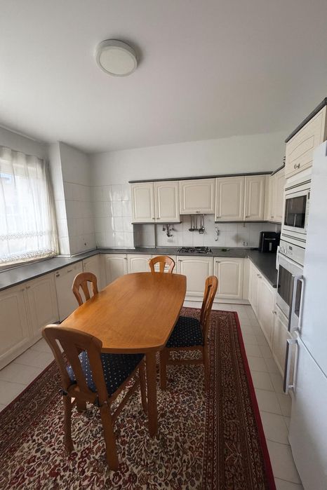 Mesa Jantar + 4 cadeiras carvalho