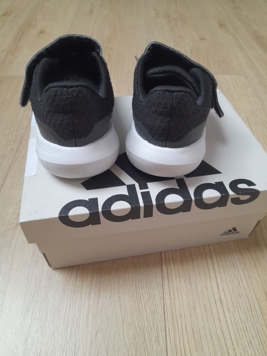 Adidasy dziewczęce 26